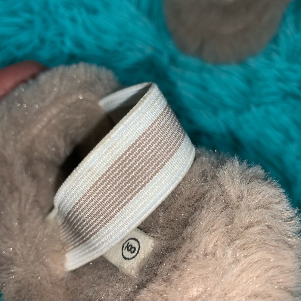 Mini Moda Furry slips - Picture 6 of 9